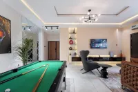City Nest Apartment Hotele w: 