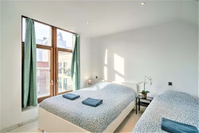 9-persons Apartment in Centre of Antwerp Hotels in 