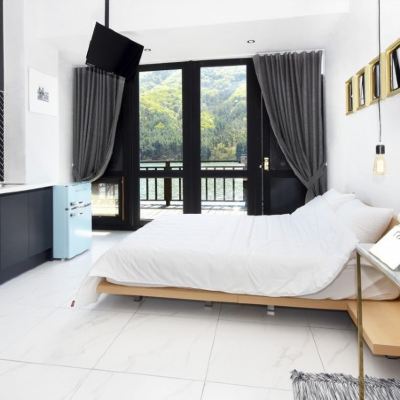 1934 (Wide River View)(Check-in 15:00) Gapyeong Pool'Vill Raon Pension 쿠폰