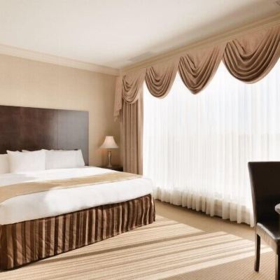 Room, 1 King Bed with Sofa Bed, Non Smoking (Crown Two Room Suite) Border Inn and Suites Lloydminster Promo Code
