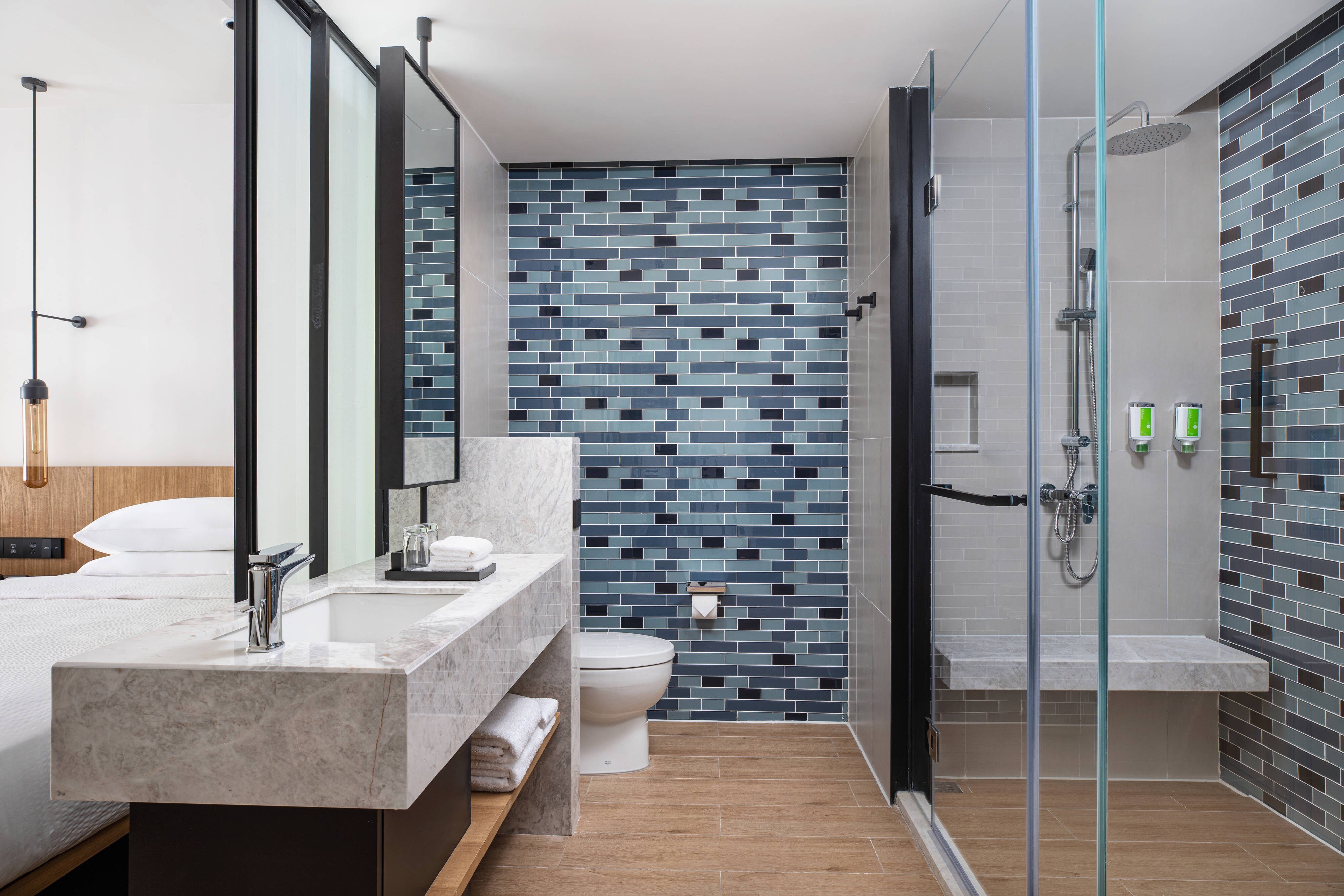 标准大床房（舒达Serta床垫、华夫格Waffle床品）