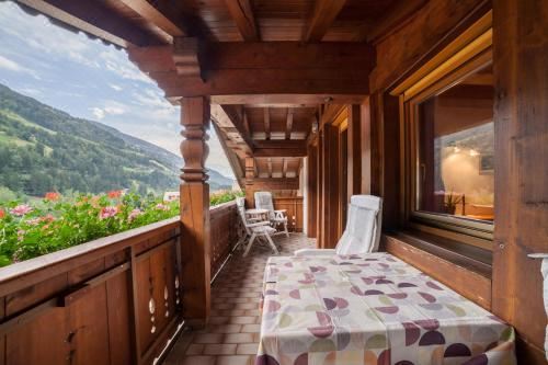 高级一卧室带阳台公寓