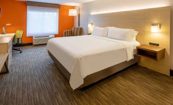 Holiday Inn Express & Suites Salisbury - Delmar