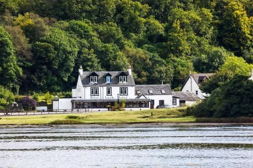 West Loch Hotel - Housity