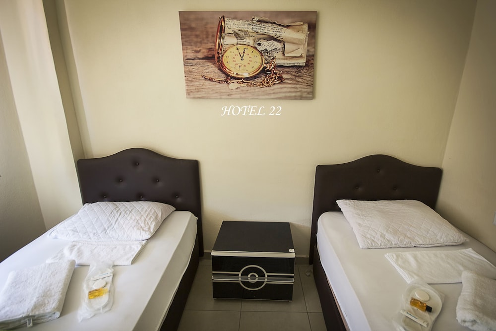 22 Otel 雙床房