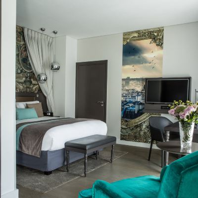 標準房，配備 1 張大床和 1 張單人梳化床 巴黎英迪格酒店 - 歌劇院優惠