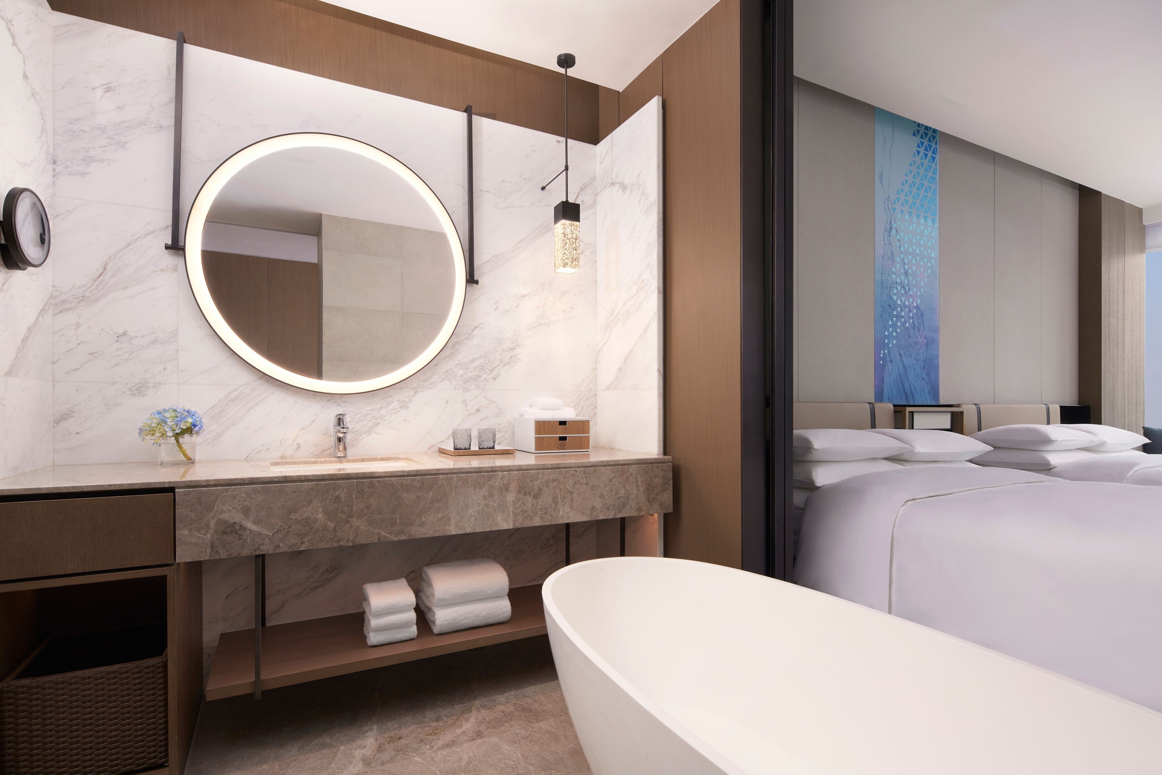 豪華城市景觀特大床客房