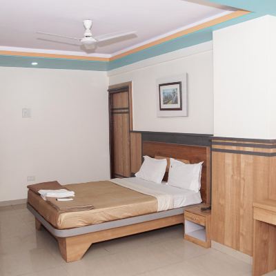 Deluxe Room with Air Conditioner