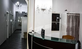 Salotto Piramide - Housity
