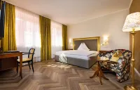 Parkhotel Graz - Traditional Luxury Hotel a 