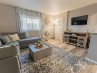 Lake Views, Cozy 2-bedroom condo newly remodeled, downtown Escanaba Hotels in Escanaba