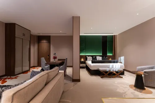 Lilac Park Hotel