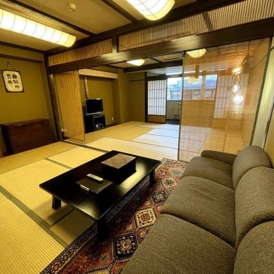 帶衛生間和浴室的日式房間（10+8榻榻米，適合6人），無煙 京都屋優惠