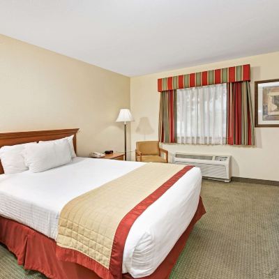 1 Double Bed, Accessible Room, Non-Smoking 印第安納波利斯貝蒙特套房酒店優惠