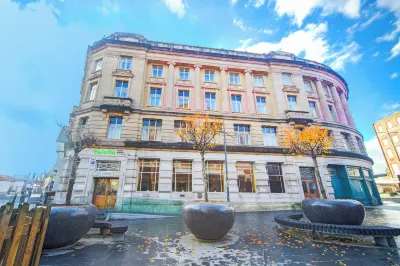 Belvilla Newport City Centre Hotel - Lifestyle  호텔