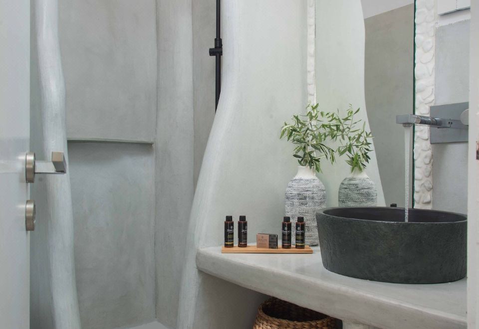 豪华特大床一室房