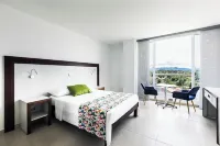 Hotel Santorini