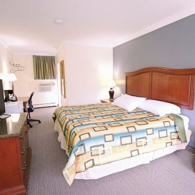 Standard King Room-Non-Smoking Moonlight Inn Promo Code