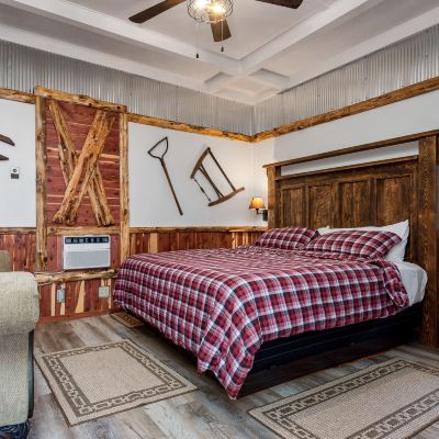 Standard Room, 1 Bedroom, Non Smoking (205) Log Cabin Inn Promo Code