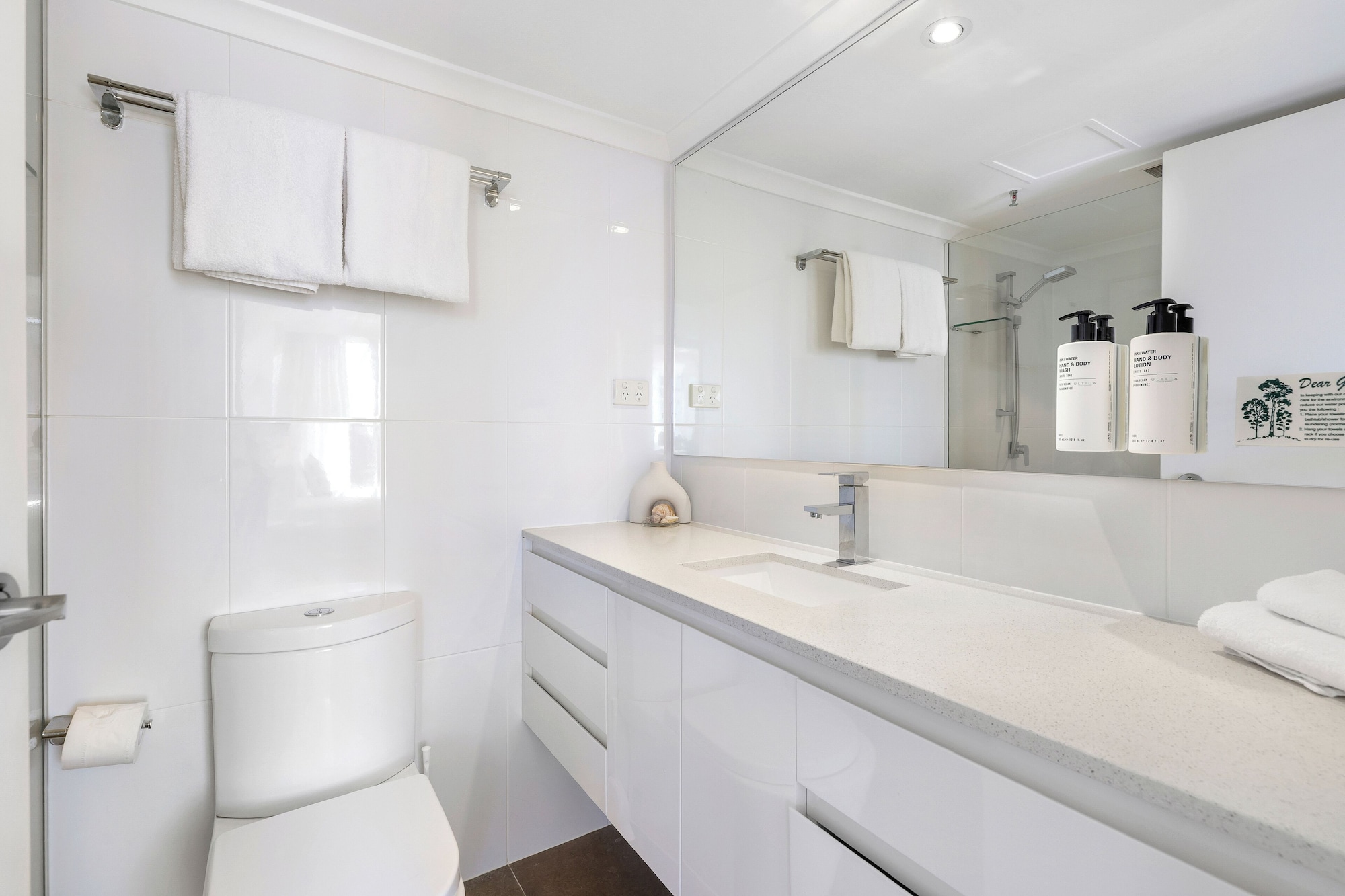 两卧室海景公寓