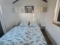 Cozy tiny house with a view of the countryside Hotels in Osterholz