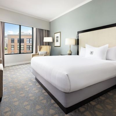 Executive Premier King Room Omni Riverfront New Orleans Promo Code