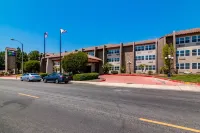Holiday Inn Express & Suites CAMARILLO by IHG