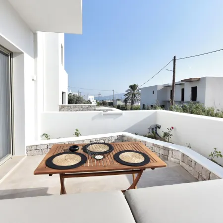 Anais Milos Suites
