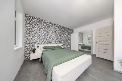 Residence Deluxe Benamino Отели в г. 