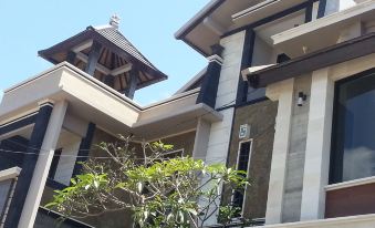 Villa Kubu d'Bukit Jimbaran