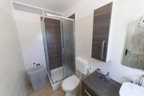 两卧室联排别墅