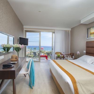 Superior Room with Sea View