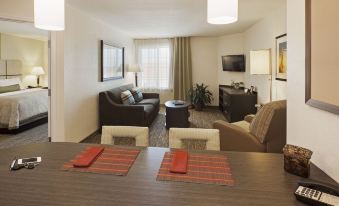 Candlewood Suites Eau Claire I-94