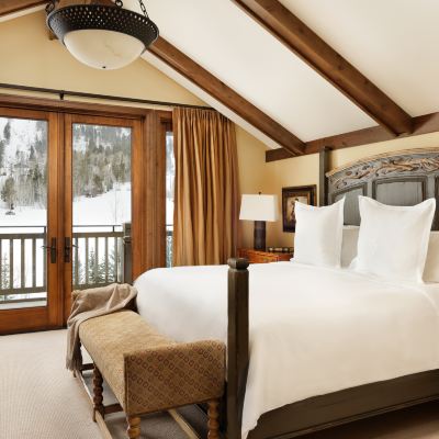 the Lupine Residence Three Bedroom Penthouse Three Kings Four Seasons Resort Jackson Hole Promo Code