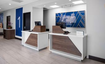 Holiday Inn Express Hotel & Suites Hermosa Beach by IHG - Housity