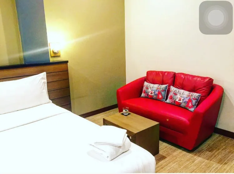 ห้องซูพีเรียร์ เตียงใหญ่ 1 เตียง