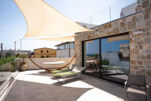 小型套房（带海景的）