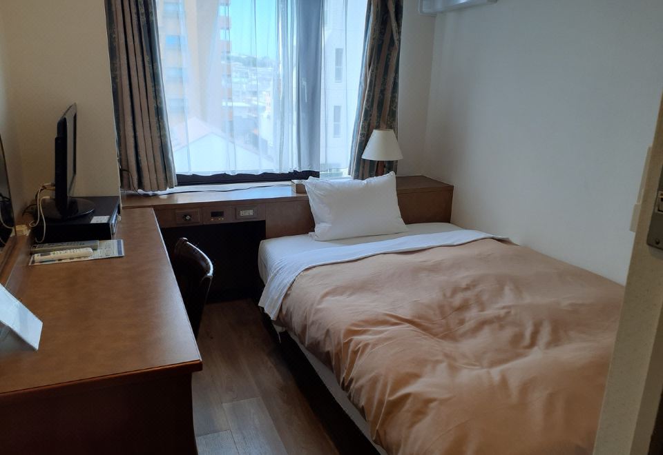 호텔 크라운 힐스 마쓰야마