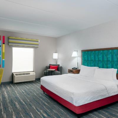 King Room - Disability Access/Non-Smoking Hampton Inn Coventry-Warwick Area Promo Code