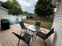 Guest Favorite Devils Lake Dock Private Fenced Yard Grill Yard Games Boat Rental