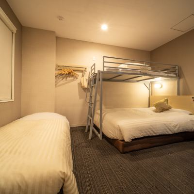 Extra Room [Double Bed + Spacious Desk] [Standard] [Double Room] [Non-Smoking] スーパーホテルPremier武蔵小杉駅前 クーポン