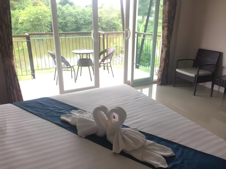 ห้องดีลักซ์ วิวแม่น้ำ