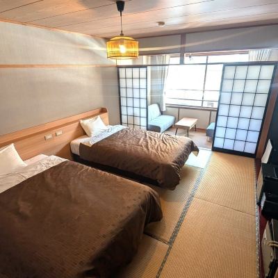 ツインルーム お風呂付き リバービュー 鶯宿温泉 ホテル加賀助 クーポン