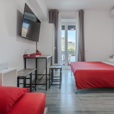 Exclusive Triple Room, Private Bathroom B&B Easy Promo Code