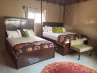 Tariq's Resort and Restaurant Hotels in 