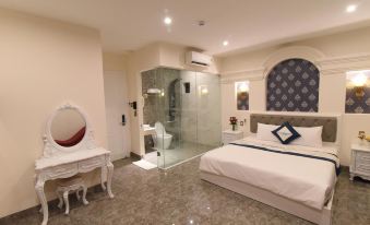 Sun Beach Hotel - Housity