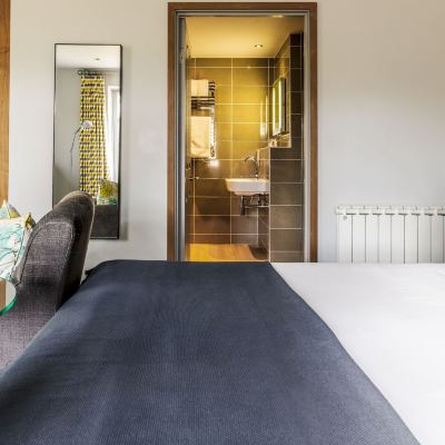 Premium Double or Twin Room Crown and Castle Promo Code
