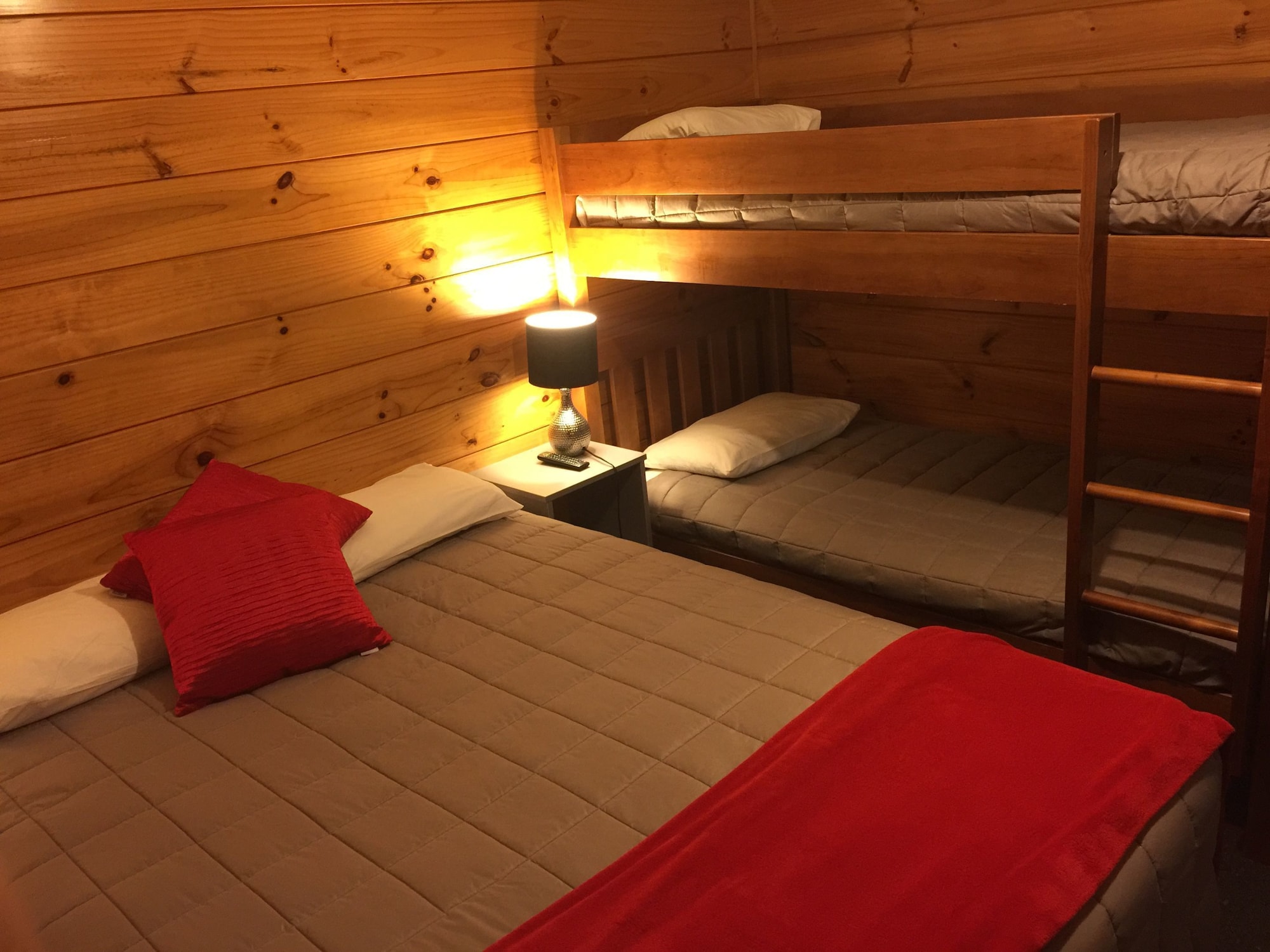 兩臥室汽車旅館