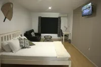 House of Tonga Hotel di 