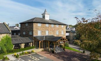 Last Drop Village Hotel & Spa - Housity